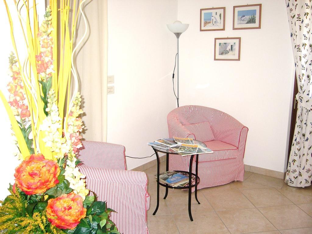 ヴィアレッジョ Nonna Alda Bed & Breakfast エクステリア 写真